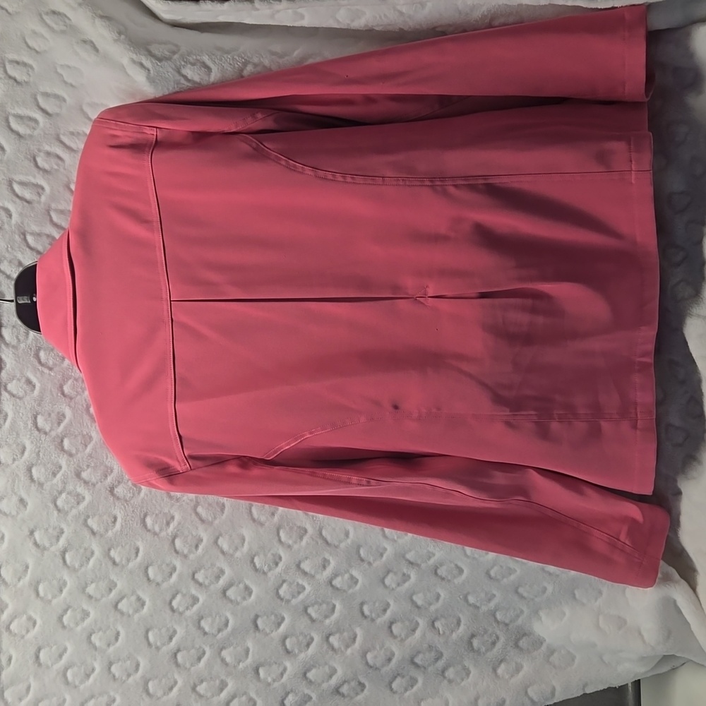 Esprit Large Jacket - Picture 2 of 5